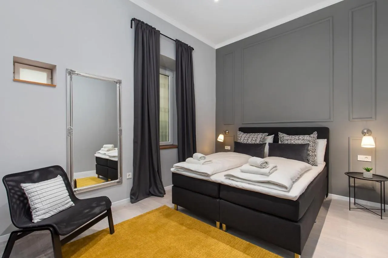 Apartments Carpathia 2 Rijeka